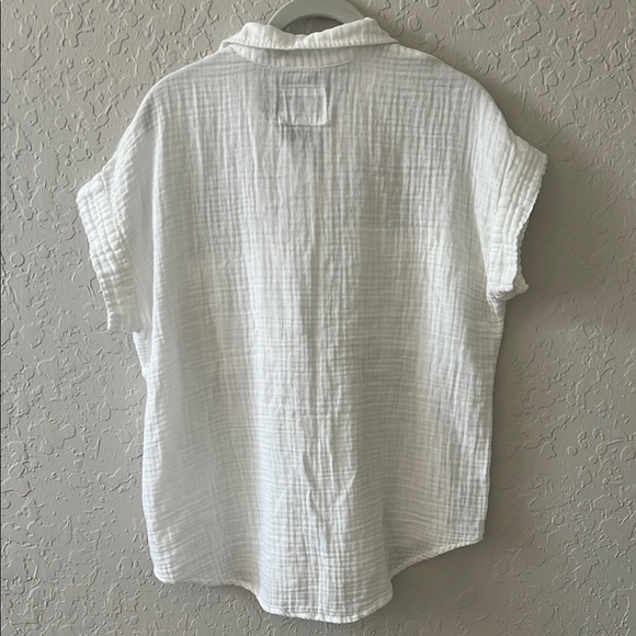 Rails cito crinkle short sleeve Button-Up Shirt size Medium organic cotton - Picture 7 of 7